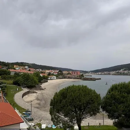 Playa De Quenxe Corcubión
